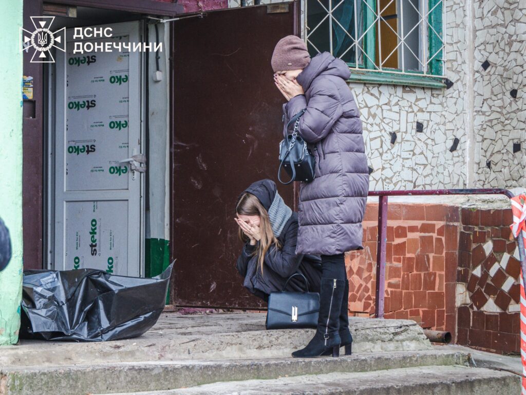 У Краматорську завершили аварійно-рятувальні роботи на місці удару по дев’ятиповерховому будинку: фото