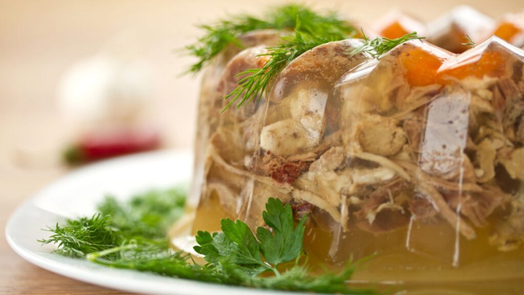 Святковий стіл Луганщини: що готували на Новий рік і які страви збирали родини разом