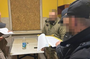 На Донеччині командир та його підлеглий викрали понад 17 тонн пального з власного підрозділу