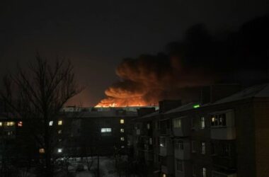 В окупованих Ровеньках дрони атакували нафтобазу