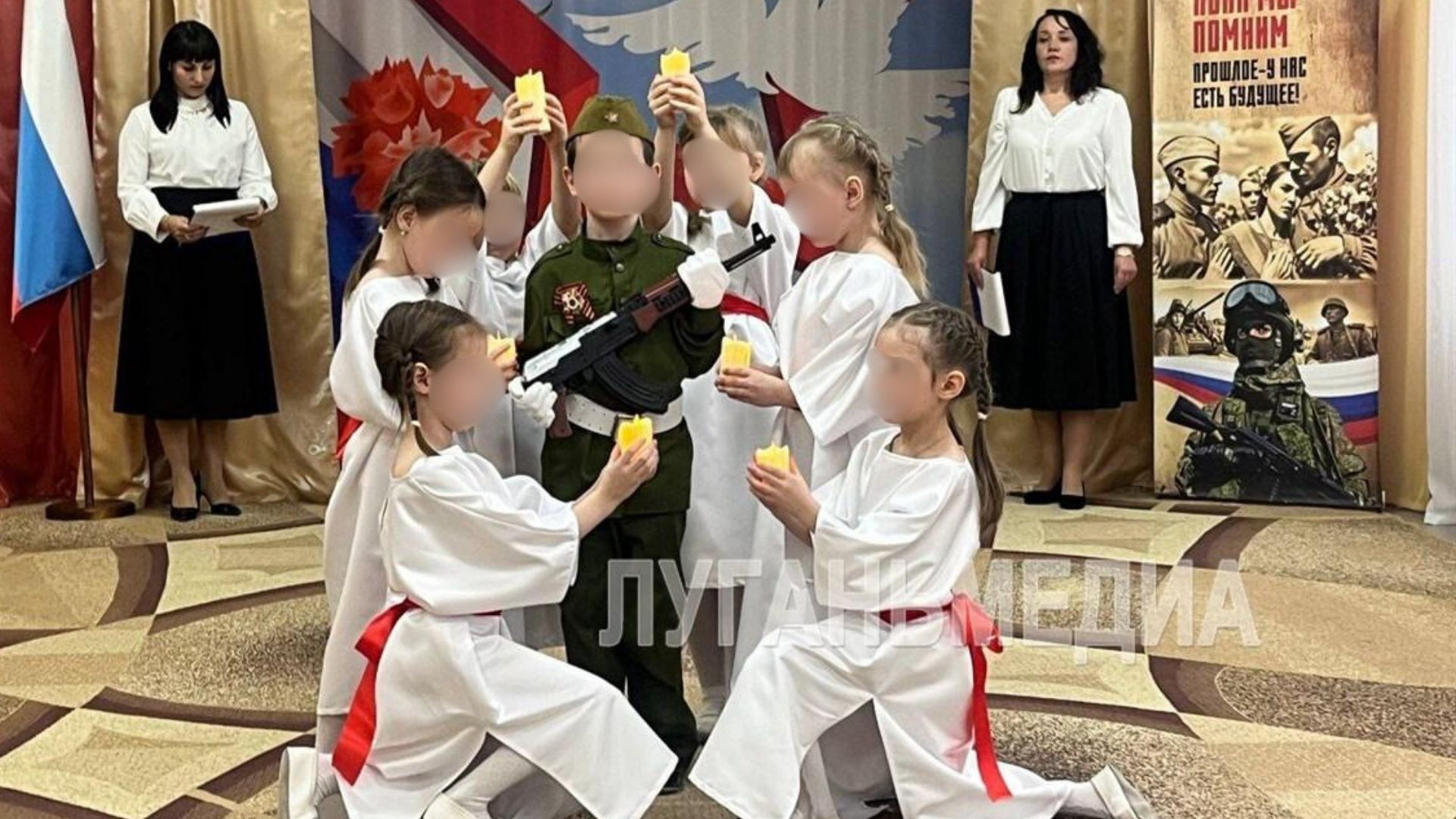 В окупованому Хрустальному дошкільнят змусили танцювати перед &#8220;учасниками СВО&#8221;