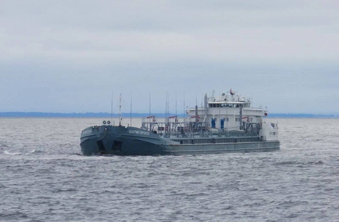 Дрони вразили нафтовий танкер у ростовському порту: наслідки нічної атаки по РФ