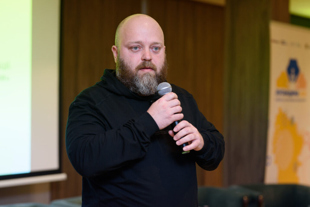 Що робити з “регіоном-привидом”: як живе релокована Луганщина і чи є шанси на відновлення