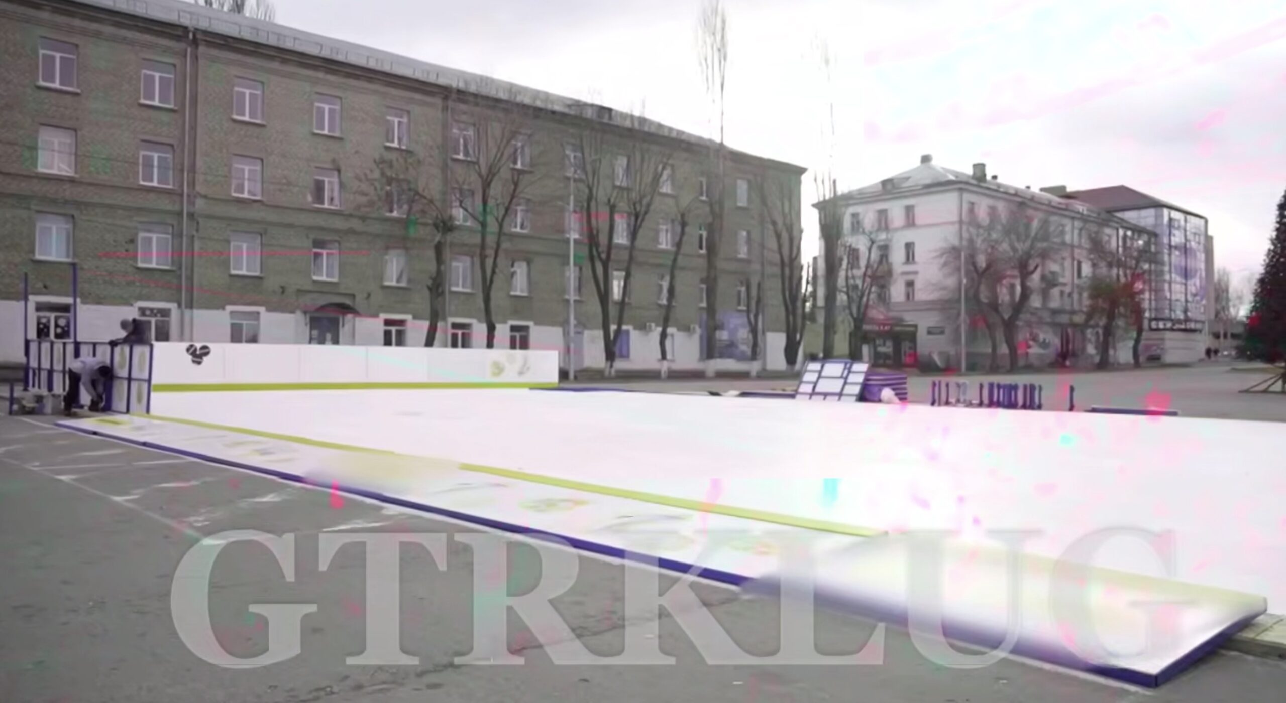 У Луганську відкривають крихітний каток: площа — лише 400 квадратних метрів