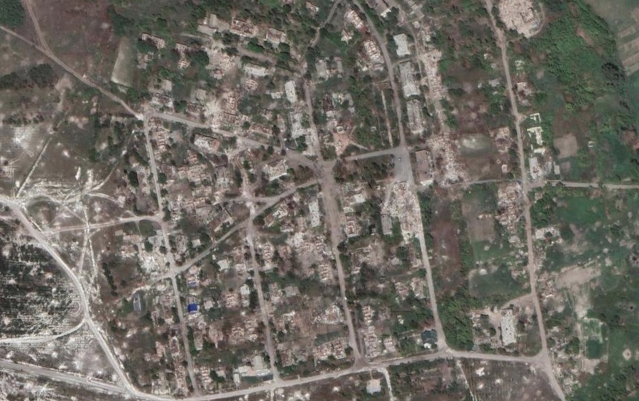 Білогорівка схожа на поверхню Місяця. DeepState показав, як виглядає селище, і розповів про вихід його останніх захисників