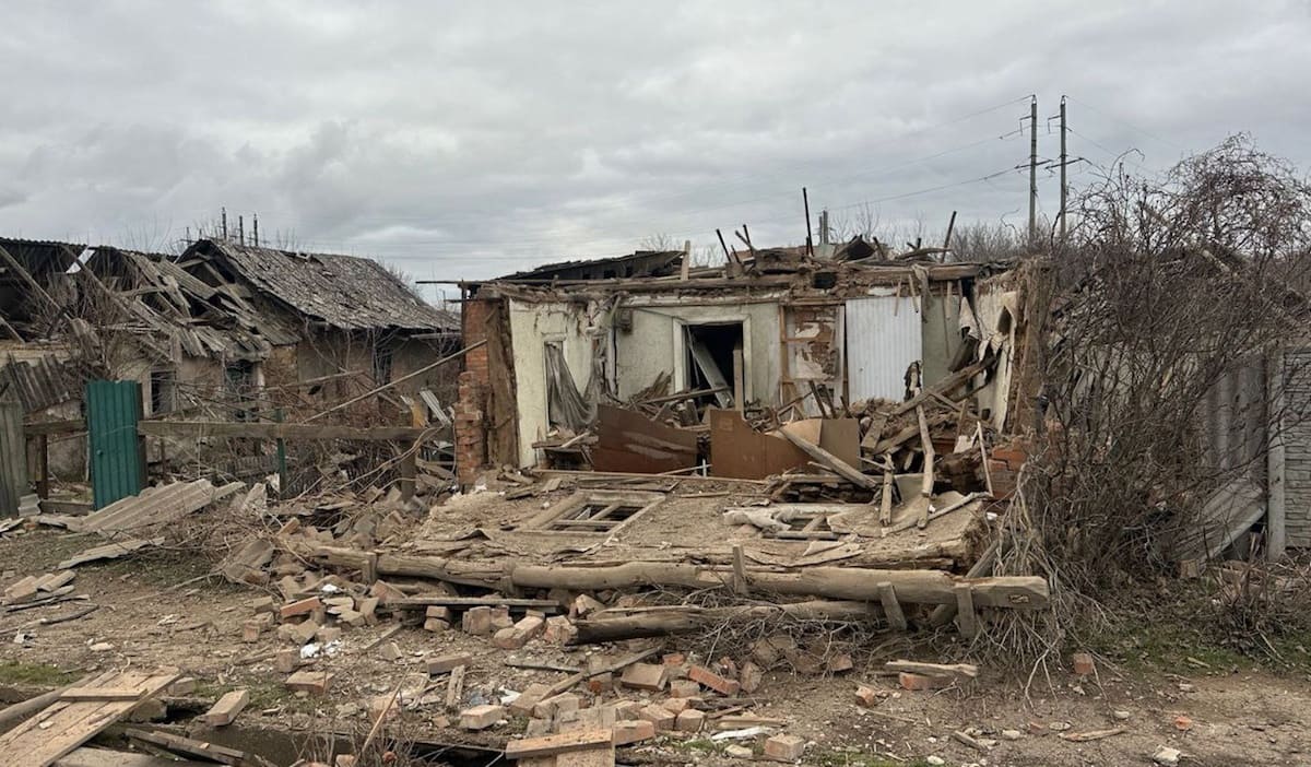 Четверо людей стали жертвами російських обстрілів Донеччини протягом доби. Одна з них загинула