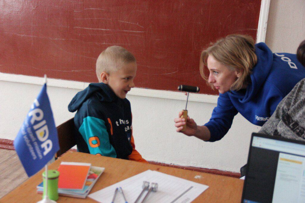 “Якось під час чергування до мене прийшов Ісус”: як лікує пацієнтів неврологиня з Луганська