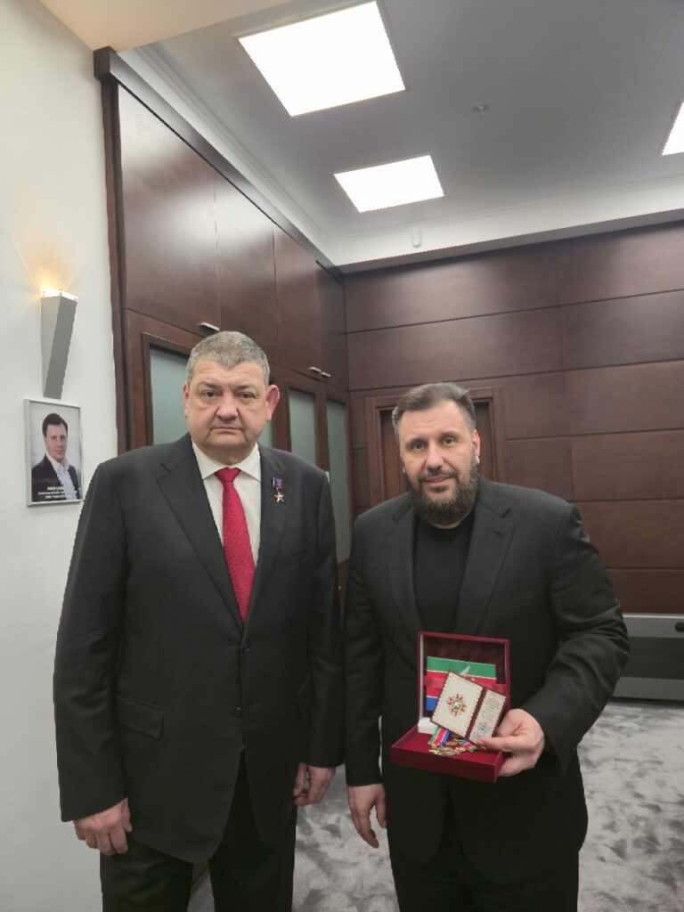 Біглий ексміністр часів Януковича Клименко став &#8220;почесним громадянином Горлівки&#8221;