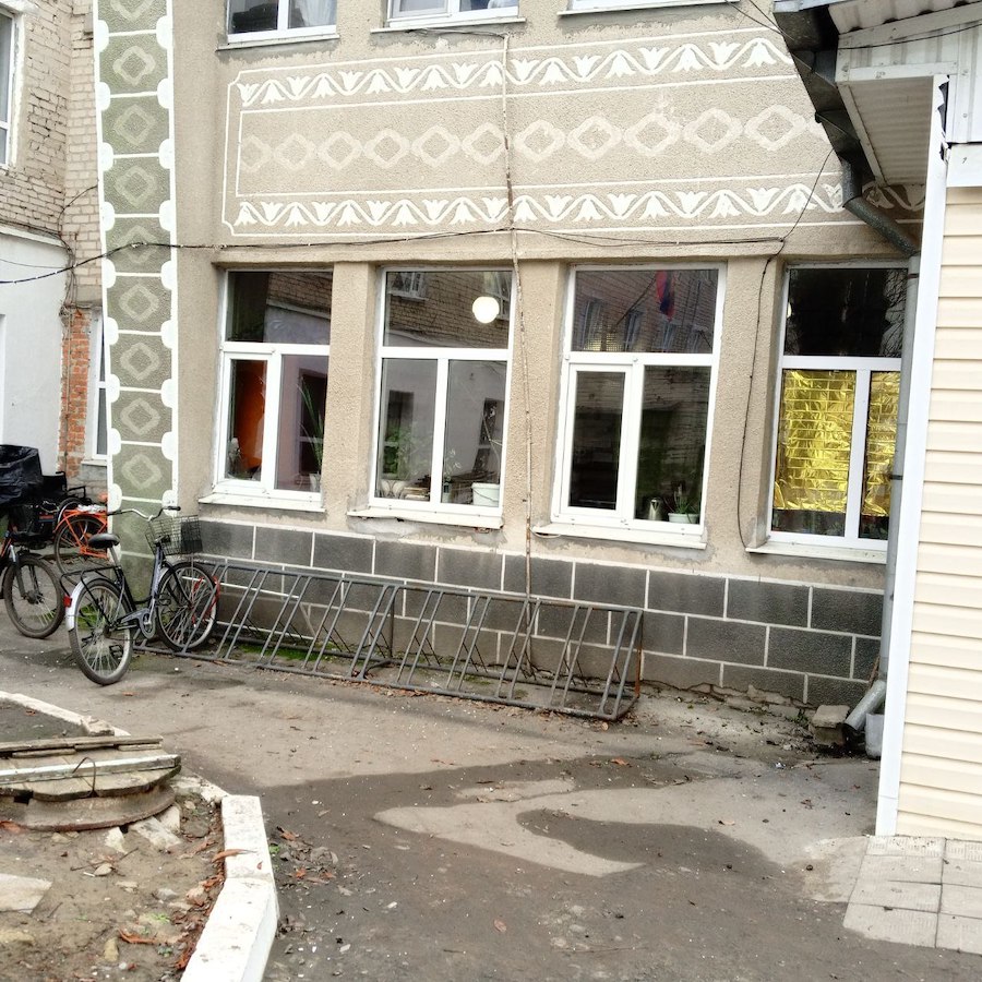 У Сватовому прогримів вибух у лікарні. Окупанти стверджують про атаку безпілотника