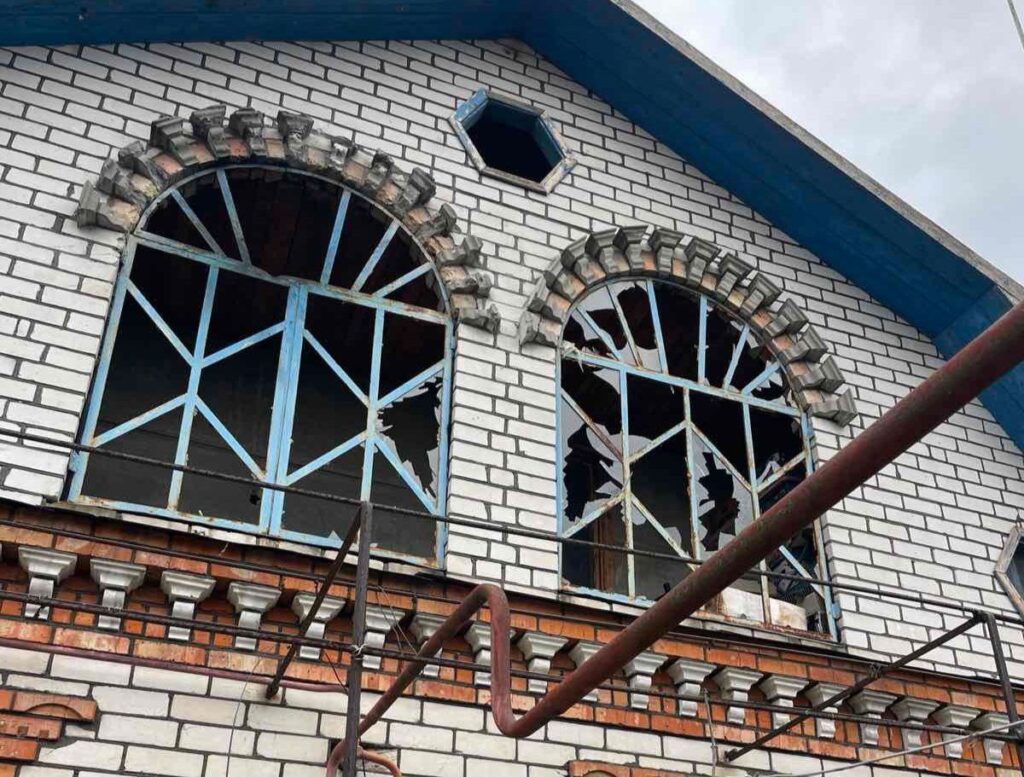 Протягом дня російські війська атакували два райони Дніпропетровської області, внаслідок чого зафіксовані пошкодження: фото