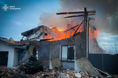 Зеленський розповів про наслідки масованої повітряної атаки по Україні: “Росія випустила понад 650 дронів та ракет”