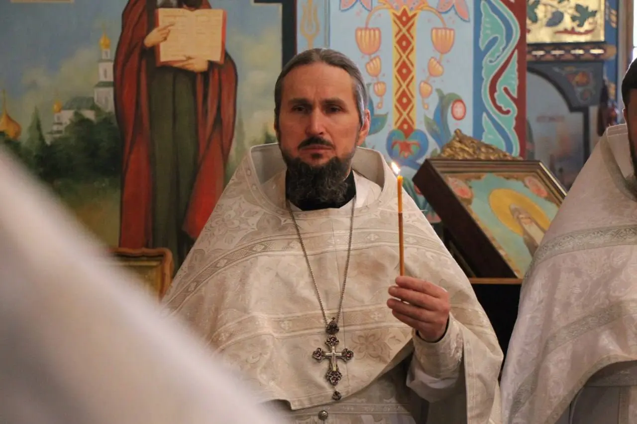 Внаслідок російського обстрілу на Донеччині загинув настоятель храму УПЦ у селі Гришине