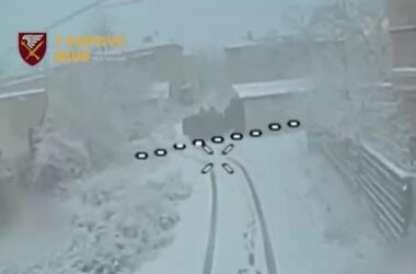 ЗСУ показали кадри розгрому колони росіян, яка спробувала наступати на Покровськ під прикриттям туману