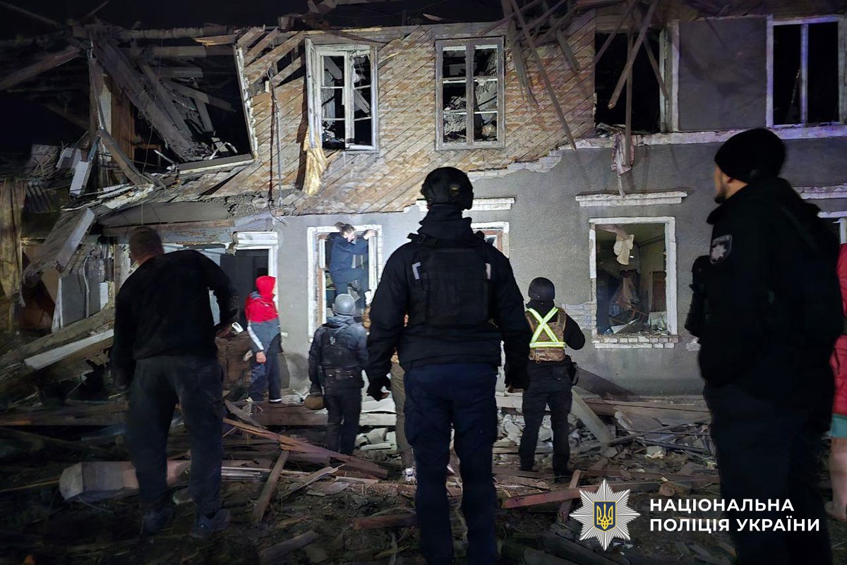 Внаслідок російських обстрілів в Україні напередодні загинули п’ятеро людей, серед них — 6-річна дитина