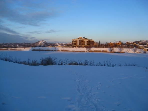 У мережі з&rsquo;явилися фото засніженого Донецька під контролем окупантів