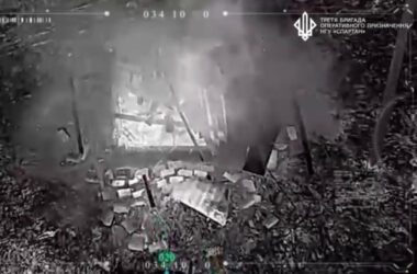 Українські оператори безпілотників знищили укриття російських військ на Покровському напрямку