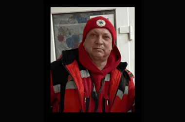 Під час повторного обстрілу Києва російськими силами загинув 56-річний фельдшер, що допомагав постраждалим