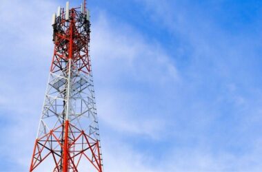 В Донецьку через знеструмлення почалися перебої зі звʼязком