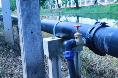 В окупованому Луганську підняли тарифи на воду. У жовтні підіймуть ще раз