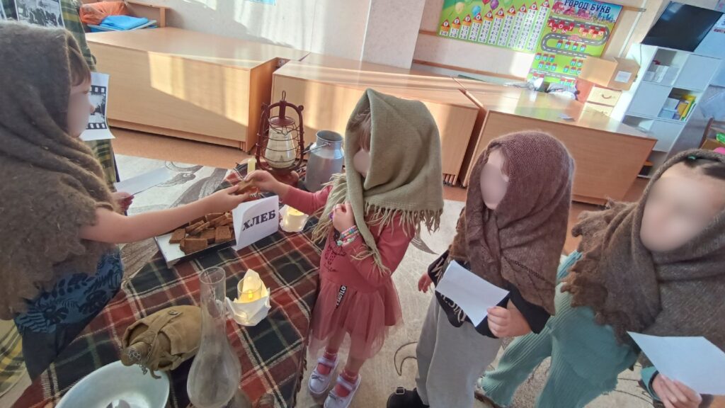 “Блокадобєсіє” в Луганську. Як на окупованій Луганщині інсценують пам’ять про Ленінград