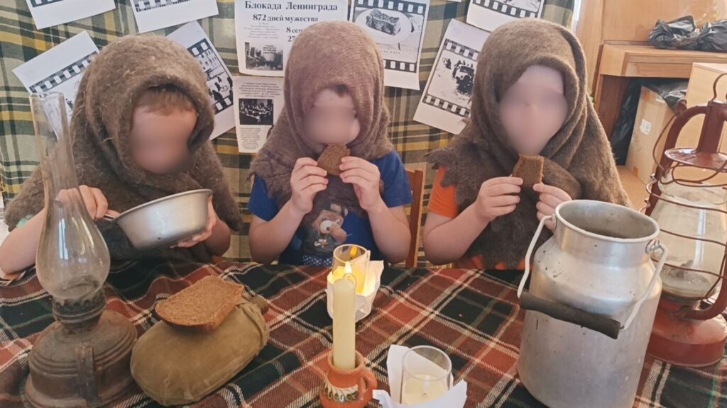 “Блокадобєсіє” в Луганську. Як на окупованій Луганщині інсценують пам’ять про Ленінград