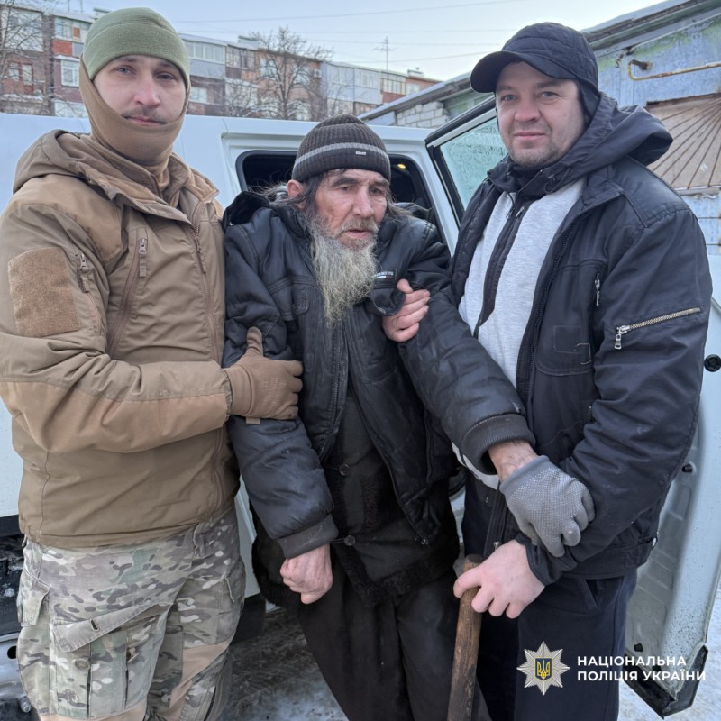 У Харківській області евакуювали маломобільного чоловіка