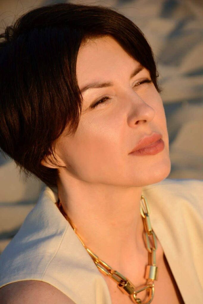 Відкрита до світу: історія донеччанки Інги, яка стала інструкторкою скандинавської ходьби