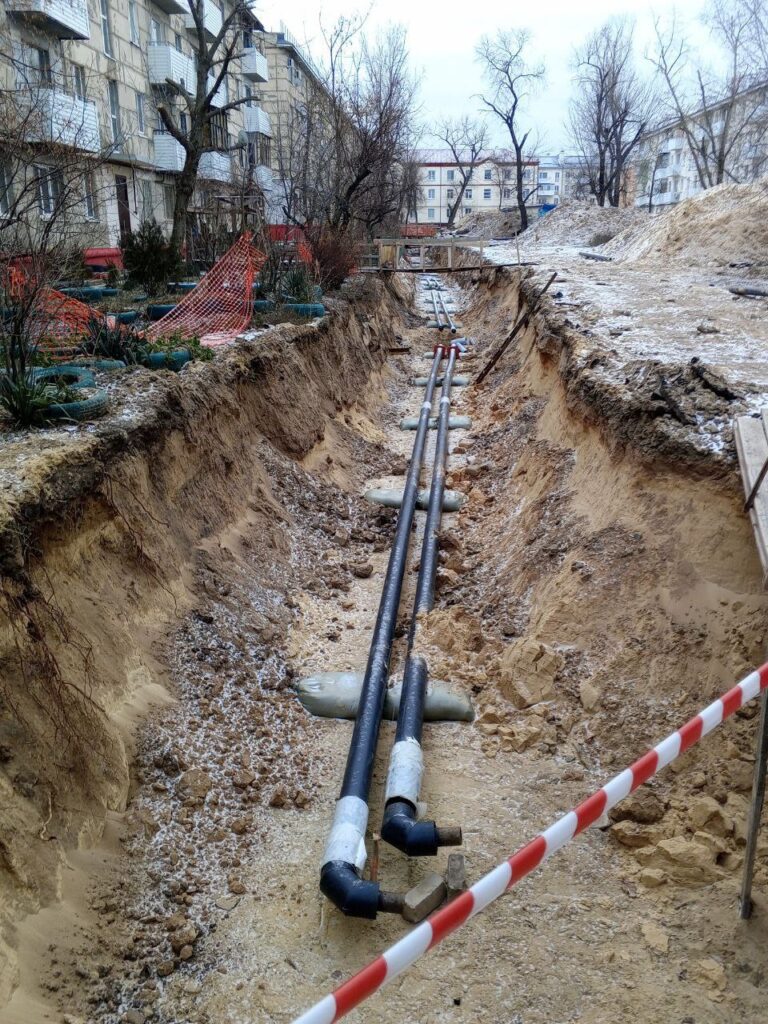 Розрили яму та поїхали. Жителі Сіверськодонецька показали, як у місті ремонтують опалення