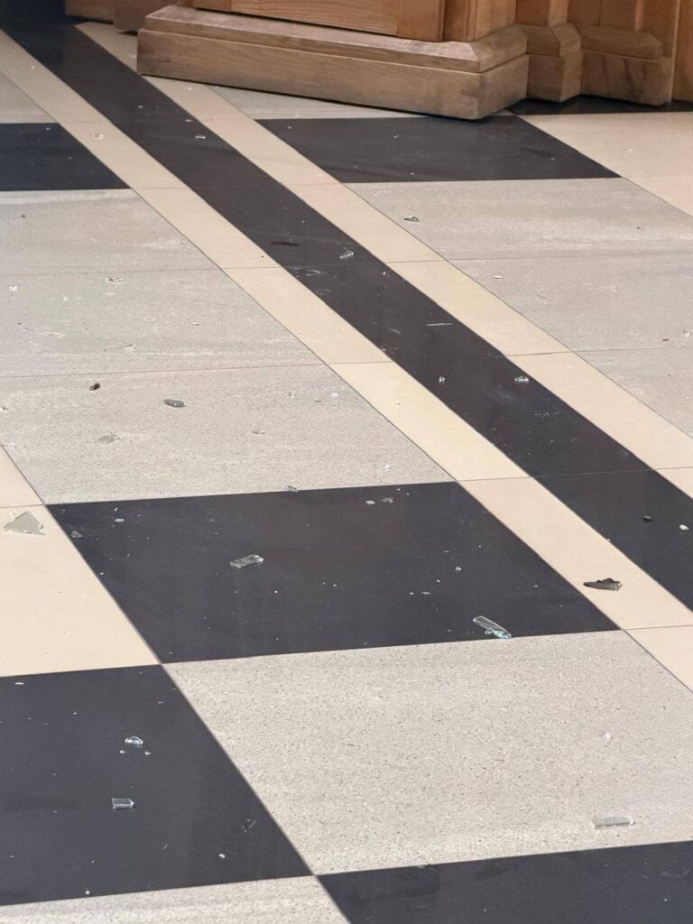 У Львові через обстріл були пошкоджені об&rsquo;єкти, розташовані в межах охоронної зони ЮНЕСКО