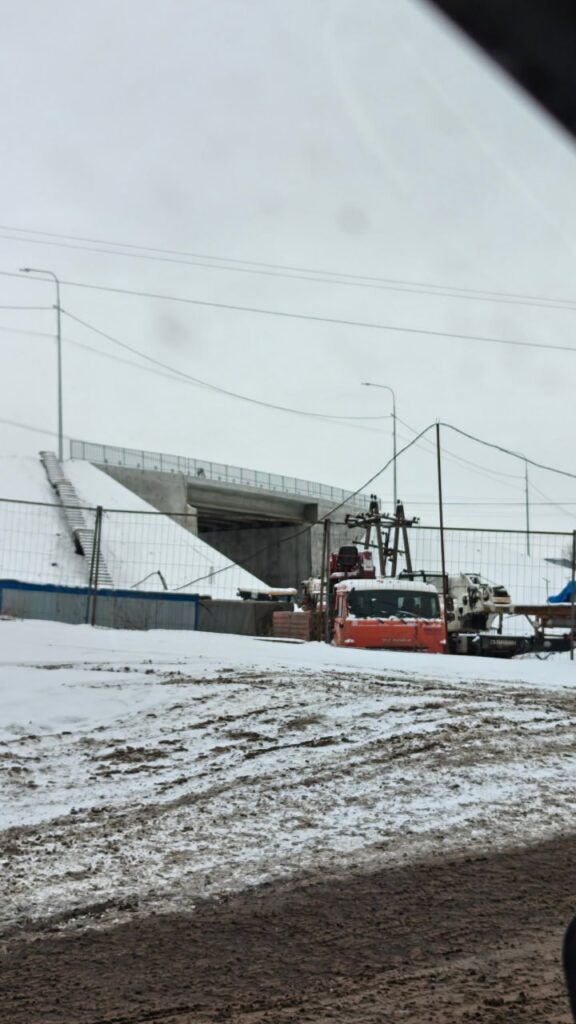 У Луганську ніяк не можуть відкрити автомобільний міст у Великій Вергунці