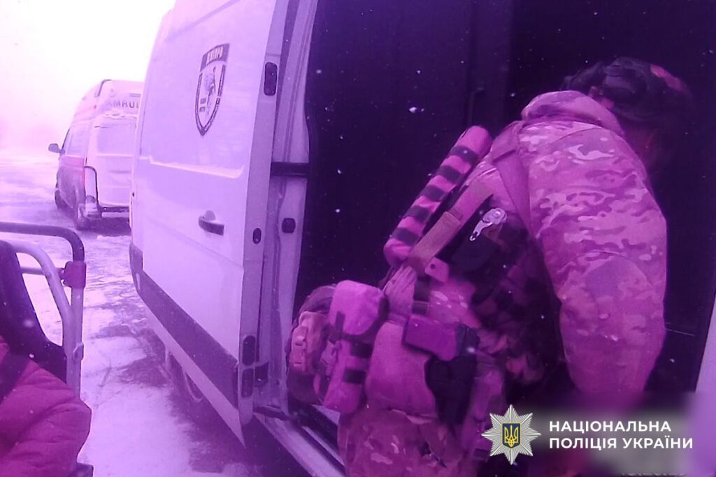 З-під російських обстрілів вивезли маломобільну сім&rsquo;ю та чоловіка з інвалідністю