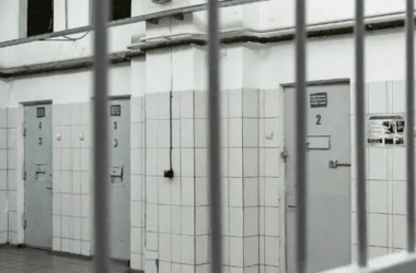 Директорку Луганської школи мистецтв пів року утримували в ізоляторі в Криму