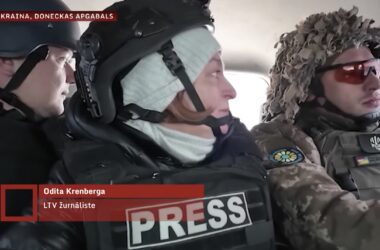 Журналісти латвійського LSM потрапили під удар російського БПЛА на Донеччині. “Приліт” потрапив на камеру