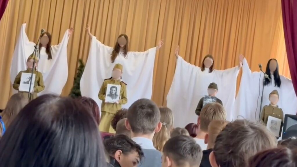 Юнармія, “музеї СВО” і сцени з загиблими: як мілітаризація на ТОТ стала частиною шкільної програми