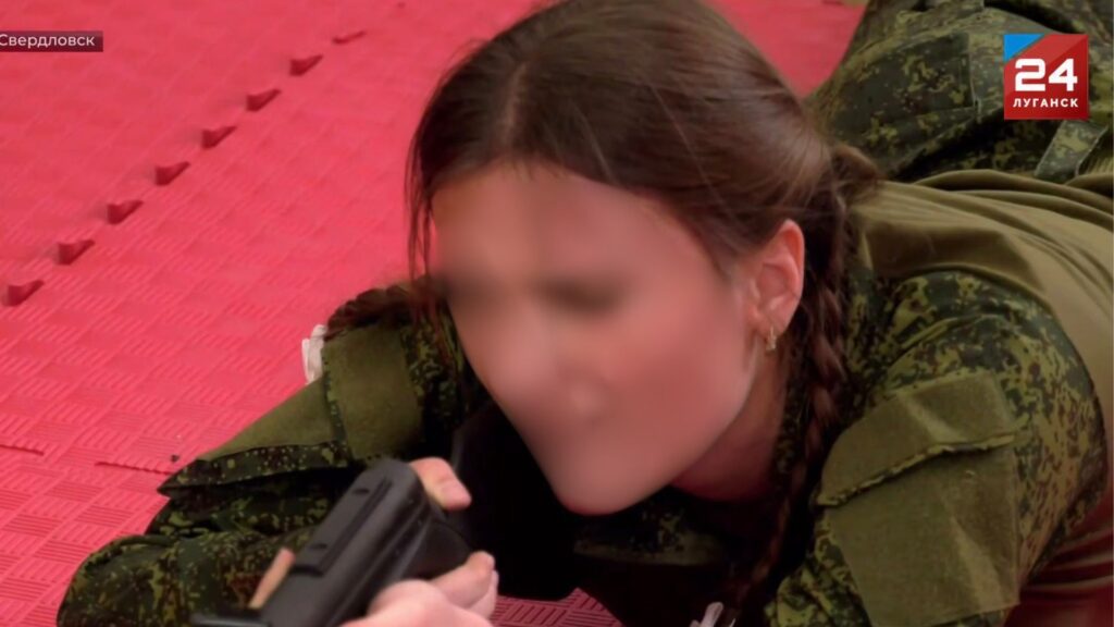 В окупованому Довжанську провели серед школярів військово-патріотичну гру “Ворошиловський стрілець”