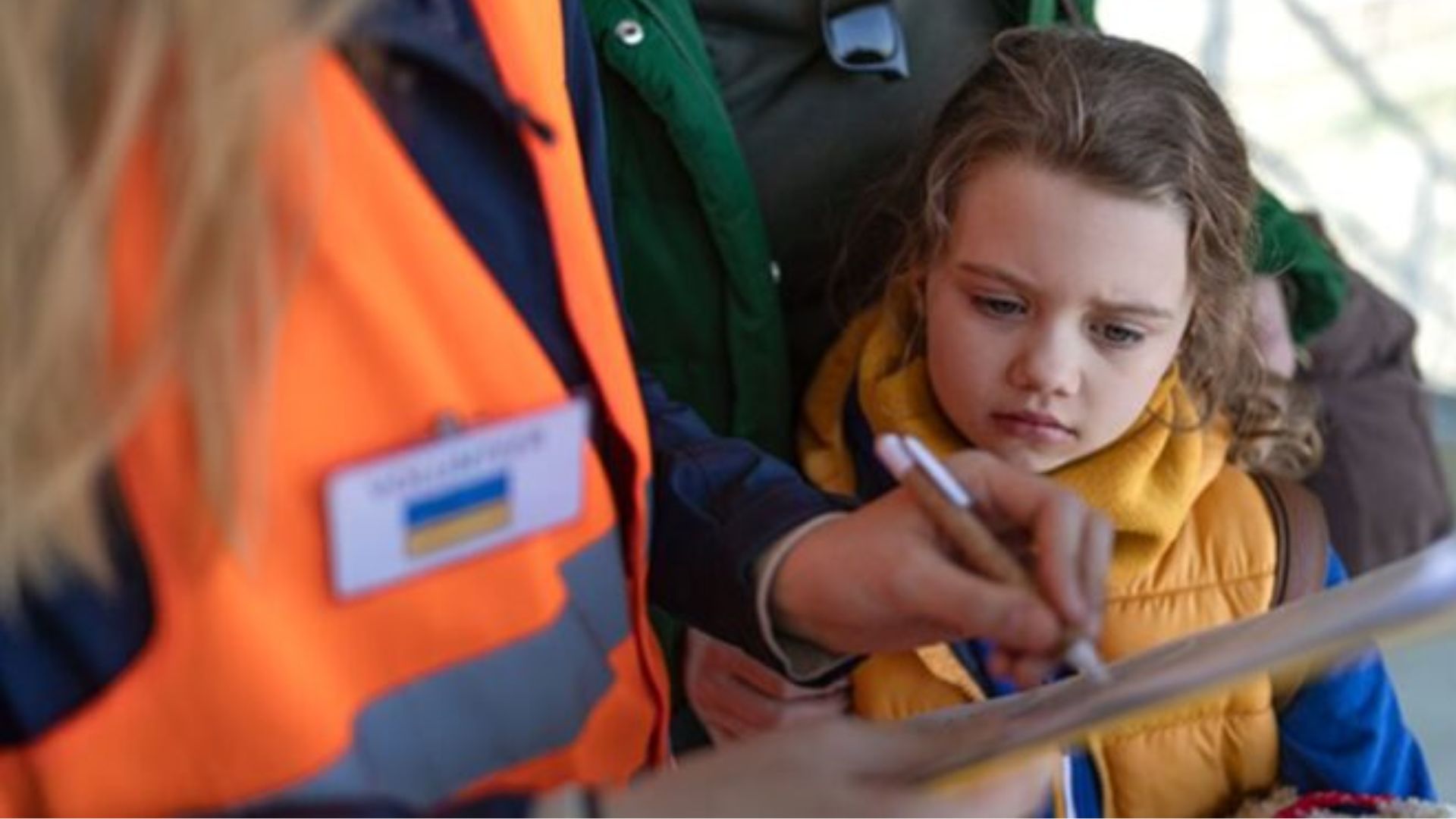 Поліція зможе забирати дітей із зон бойових дій без дозволу батьків &mdash; Верховна Рада ухвалила рішення