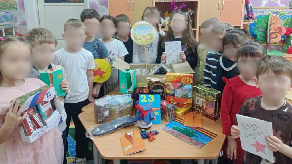 Юнармія, “музеї СВО” і сцени з загиблими: як мілітаризація на ТОТ стала частиною шкільної програми