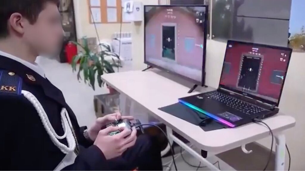 Псковські десантники приїхали в Донецький кадетський корпус з піснями про війну та зброєю