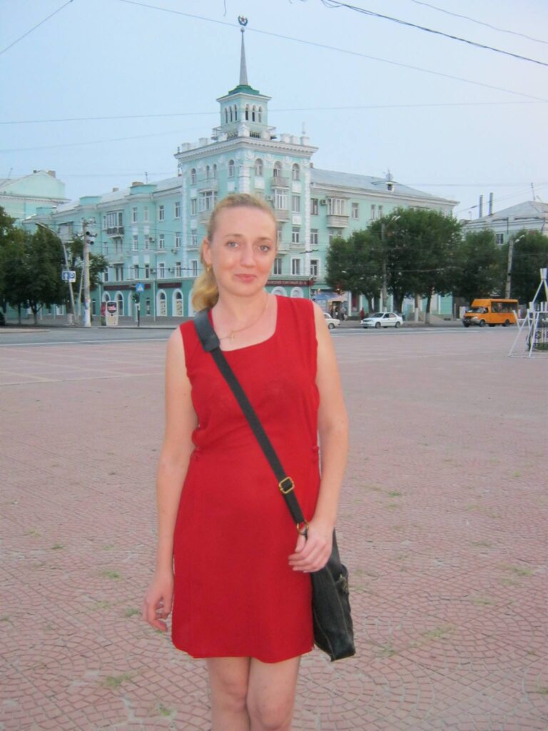 “Якщо здається, що настав крах — шукай людину поряд”: як луганчанка Світлана допомагає іншим переселенцям