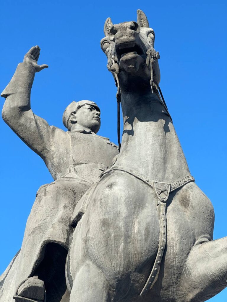 Пропагандист Прилєпін приїхав в Луганськ святкувати день народження Ворошилова