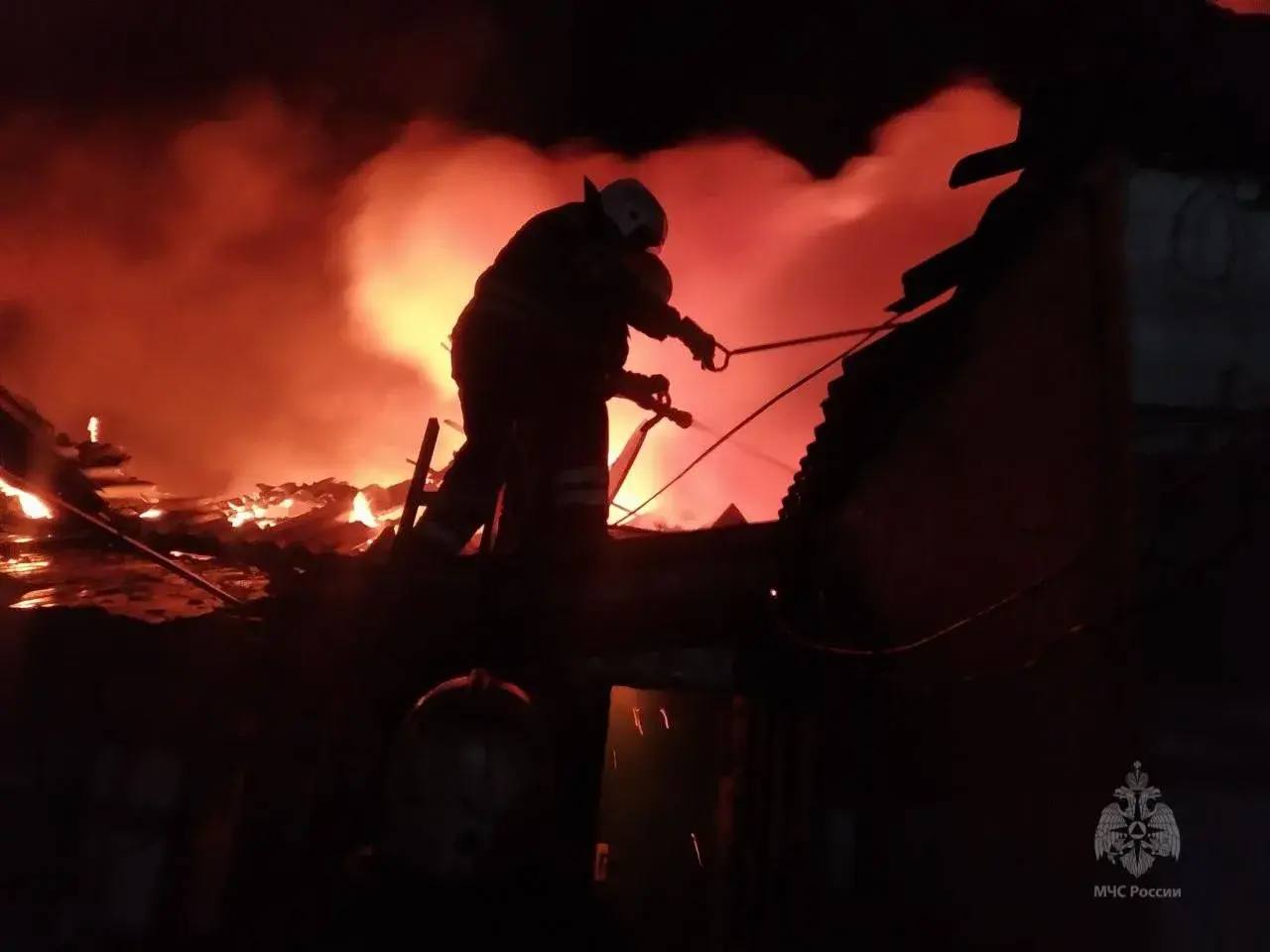 В окупованому Лисичанську на пожежі загинули троє дітей та їх матір
