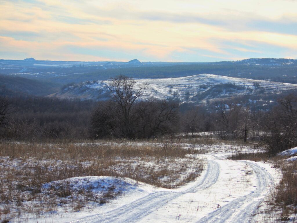 Жителі окупованого Алчевська показали зимові пейзажі навколо міста