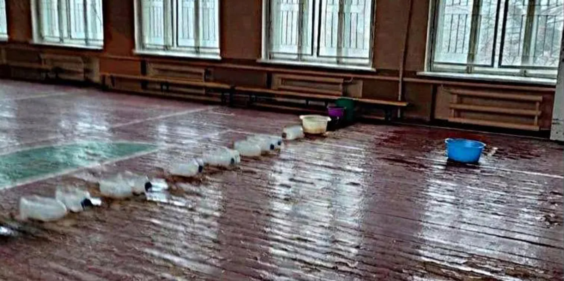 У школах окупованого Донецька зафіксовано критичну ситуацію (фото)