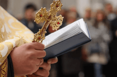 В трьох лікарнях окупованої Донеччині боротися з абортами будуть священники РПЦ