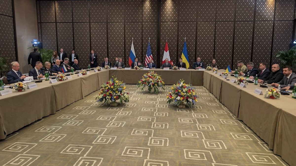 Обговорення в перший день переговорів у Женеві зайшли в глухий кут через позицію росіян, &mdash; ЗМІ