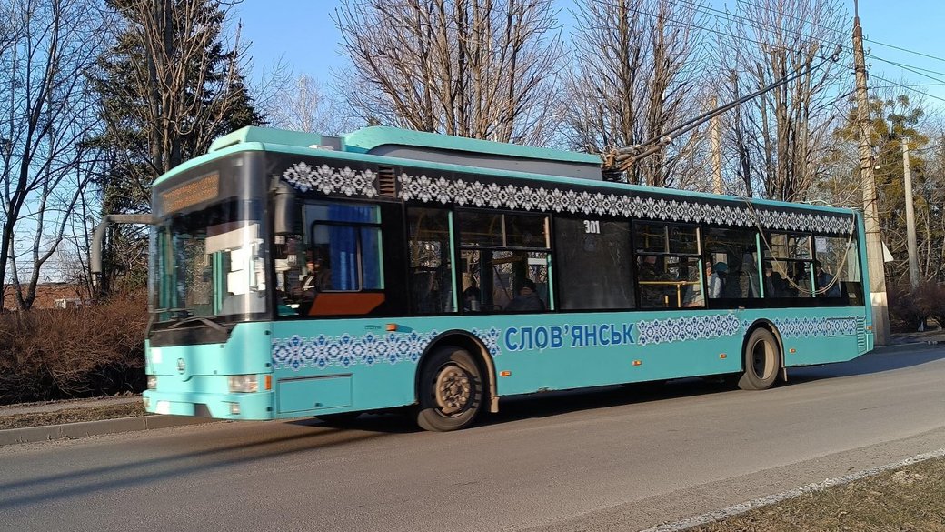 У Словʼянську тимчасово призупинять рух тролейбусів для встановлення антидронових сіток