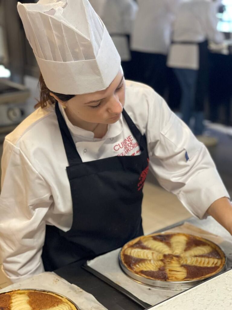 “Ми не релоковані &mdash; ми відбудовані наново”: історія маріупольчанки, яка запустила виробництво готових страв у Славутичі