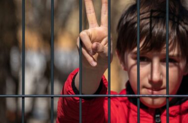 “Газпром” і “Роснефть” причетні до переміщення понад 2 тисяч українських дітей, — дослідження Єльського університету