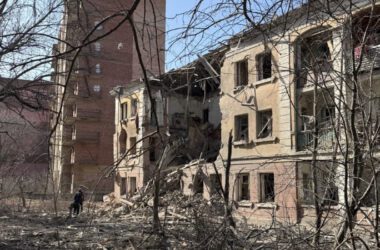 У Слов&rsquo;янську зросла кількість загиблих після авіаудару окупантів по житлових будинках