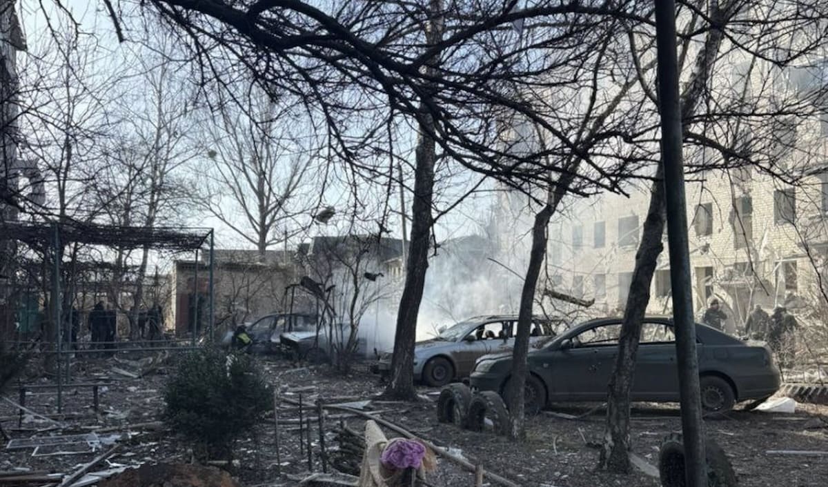 Окупанти 21 раз били по Донецькій області протягом доби. Жертвами ударів стали 25 осіб, четверо з них загинули